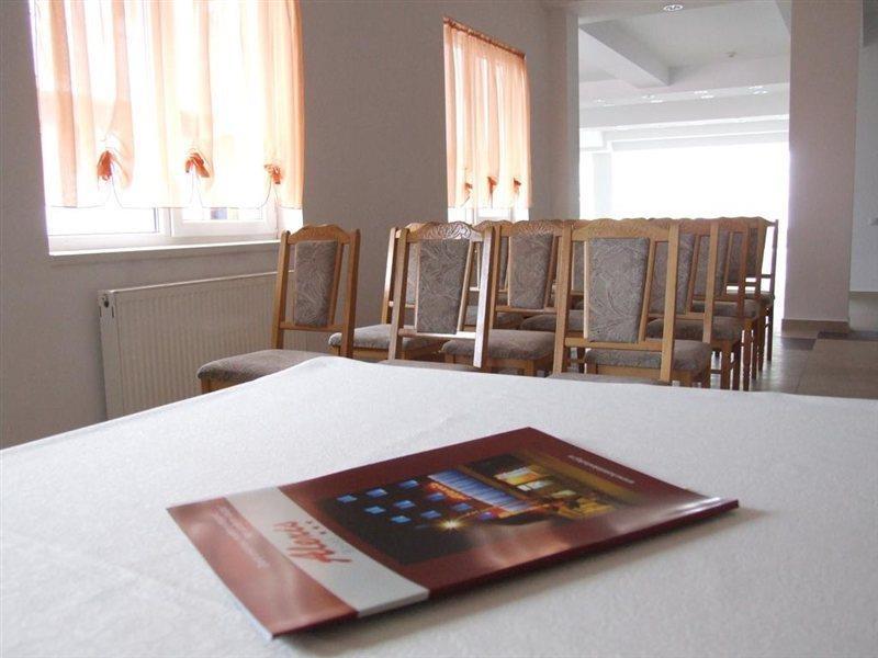 Hotel Alexis Kaloşvar Dış mekan fotoğraf