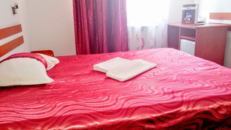 Hotel Alexis Kaloşvar Dış mekan fotoğraf